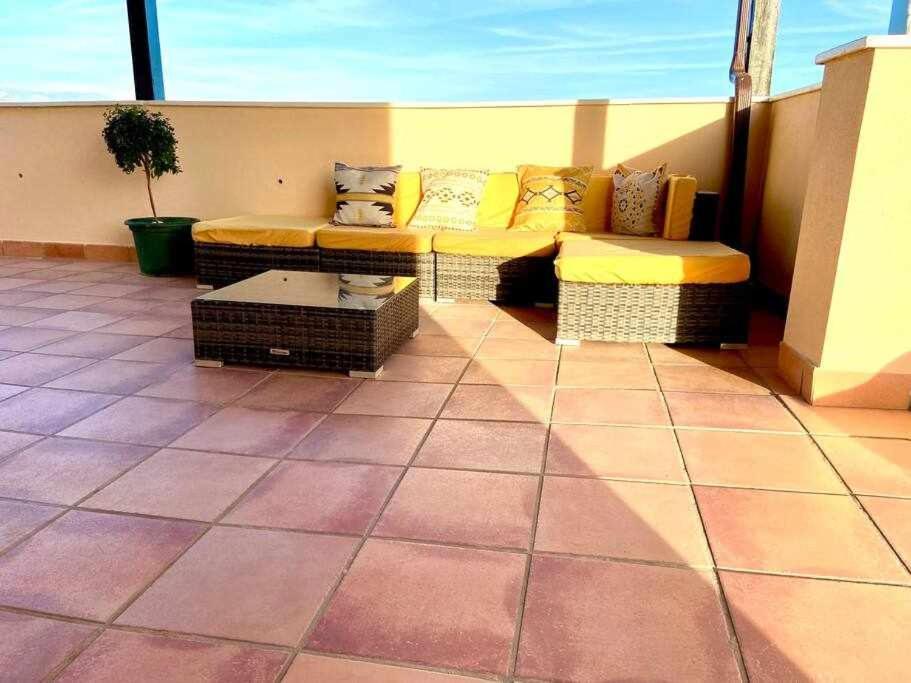 Sea View And Mountains By Solymar Holiday Torre Del Mar Extérieur photo