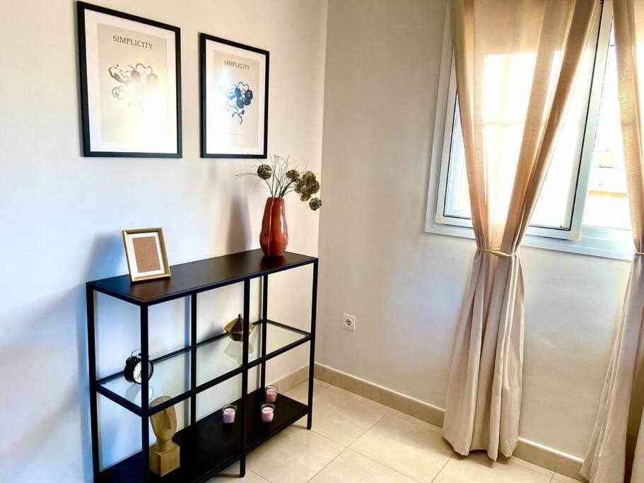 Sea View And Mountains By Solymar Holiday Torre Del Mar Extérieur photo