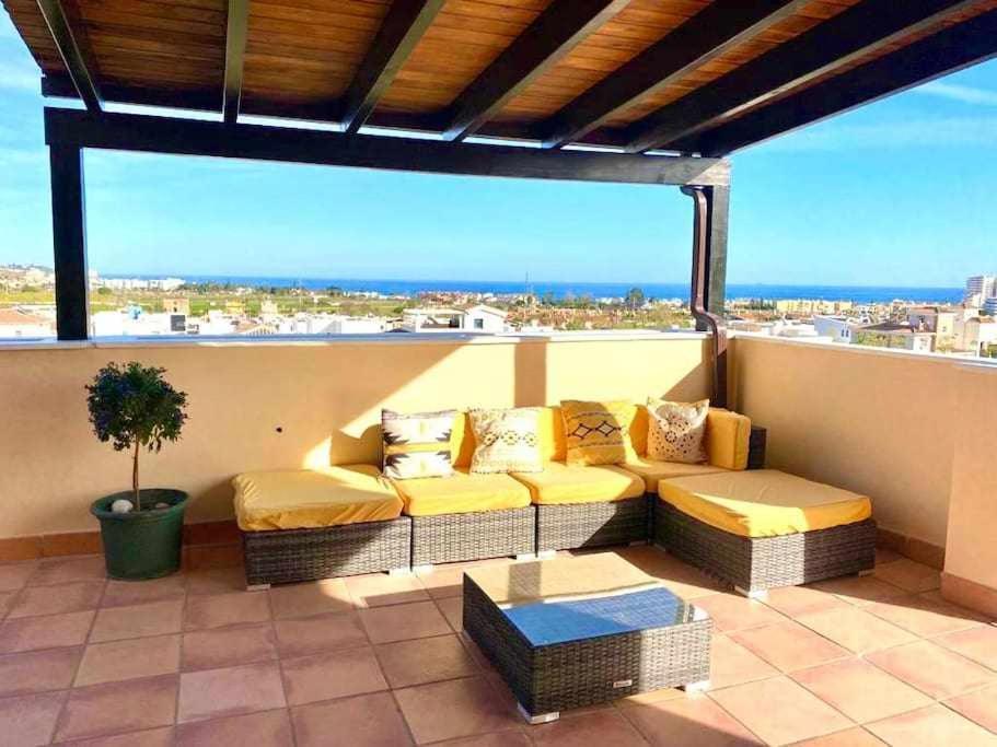 Sea View And Mountains By Solymar Holiday Torre Del Mar Extérieur photo